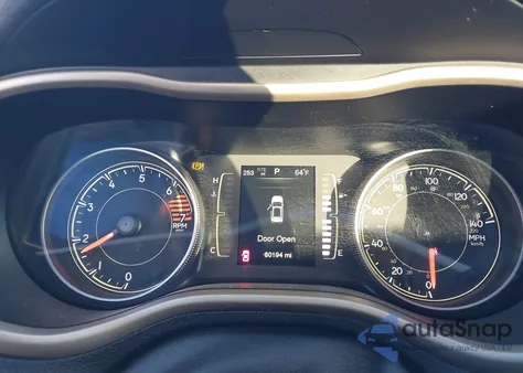 2016 Jeep Cherokee Latitude из США, поврежденный, VIN 1C4PJMCB9GW279276